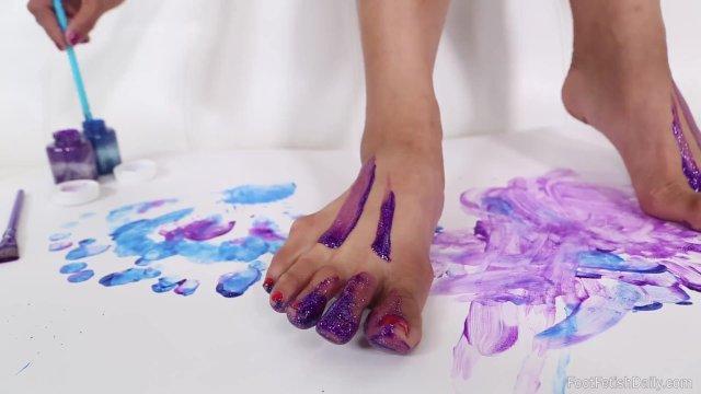 Mia Li Painting With Her Feet
