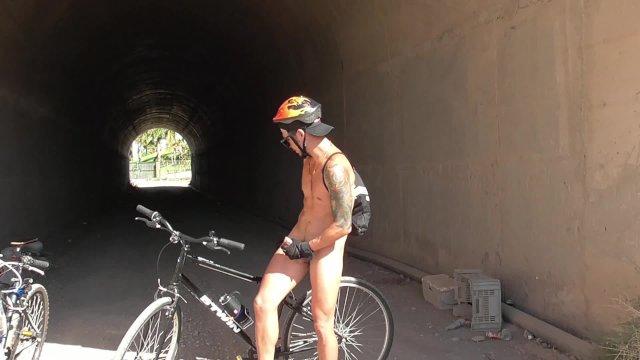 LEO BULGARI & XISCO DAILY LIFE - CHAPTER 2: JERKING OFF UNDER A BRIDGE AND ARE CAUGHT BY CYCLISTS