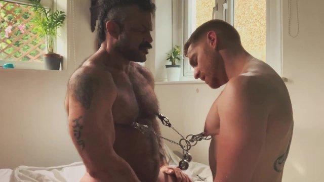 Muscle Daddy teaches his jock boy nipple play