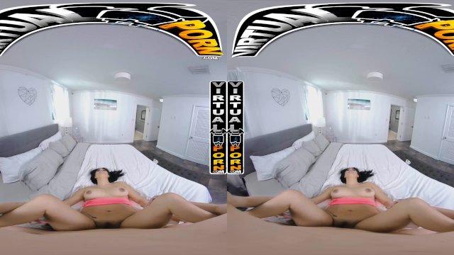 VIRTUAL PORN - Spicy Bubble Bath With Latin Babe Serena Santos In VR