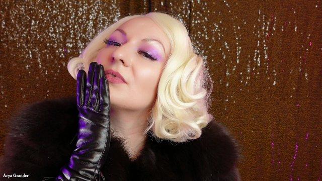 Blonde MILF in leather GLOVES and FUR: fetish ASMR free video of Arya Grander - pretty braces face