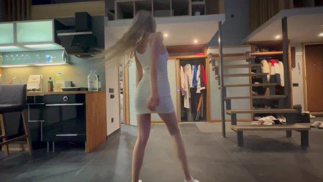 Incredible TikTok challenge pussylicking for beautiful blonde girl